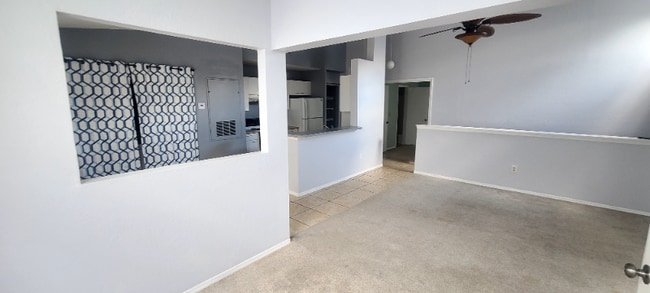 Photo - 1612 Columbia Arms Cir