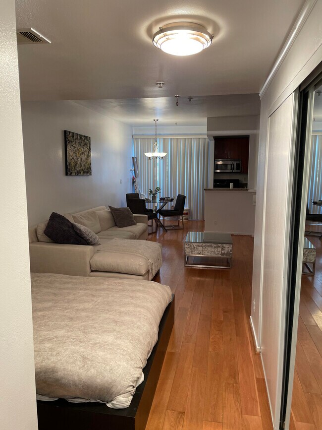 Photo - 620 S Gramercy Pl Unidad 130