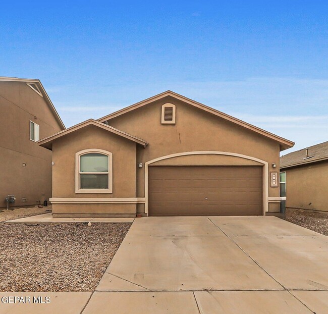 Building Photo - 4917 Ruben Soto