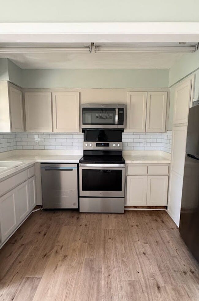 Photo - Stylish Seminole Condo with Private Garage in Chateaux de Bardmoor 55+ Community - AVAILABLE MAY 3RD