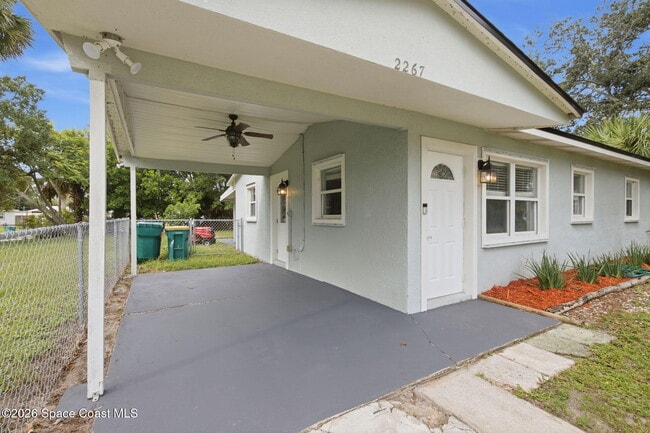 Photo - 2267 Robinhood Dr