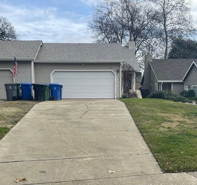 Building Photo - Beautiful Remodeled 3 Bedroom 2 Bathroom