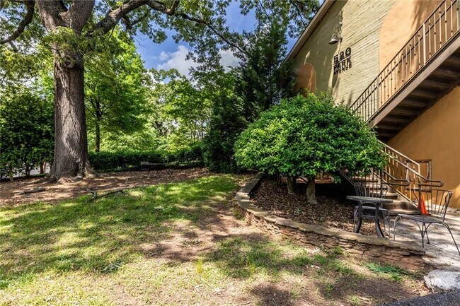 Photo - 520 Park Ave SE