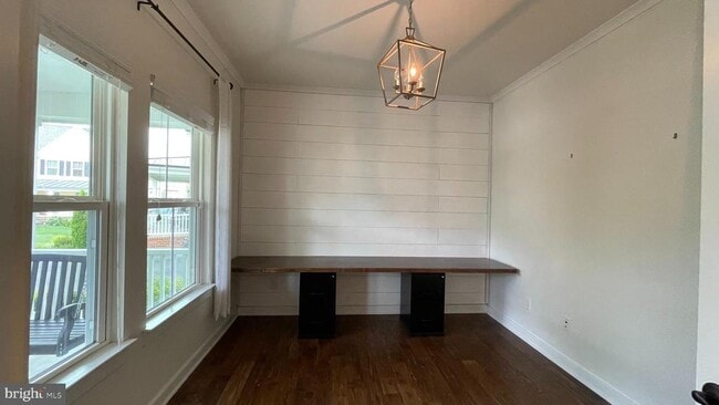 Photo - 2309 Harmsworth Dr