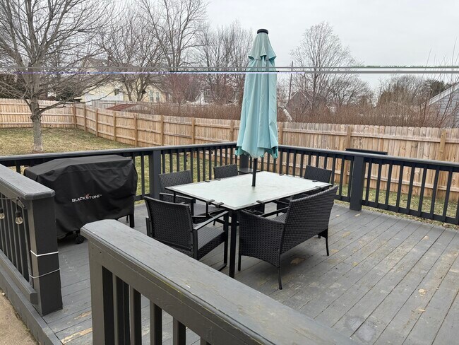 Photo - 404 Baker Dr