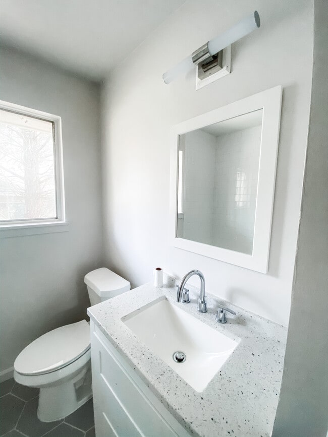 Photo - 536 81st St S