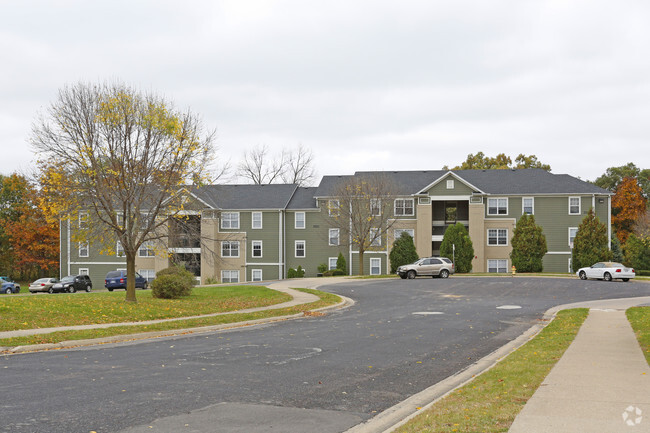 ASPEN BLUFF APARTMENTS For Rent in Peoria, IL | ForRent.com