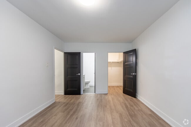 3BR, 1.5BA - 1,204SF - Primary Bedroom