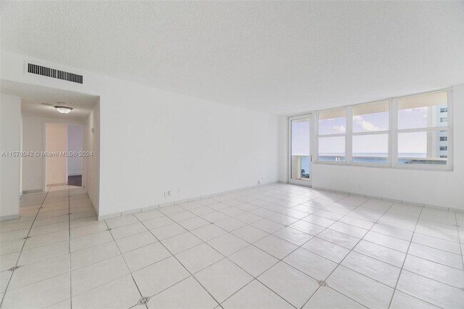 Photo - 3725 S Ocean Dr Unit 706