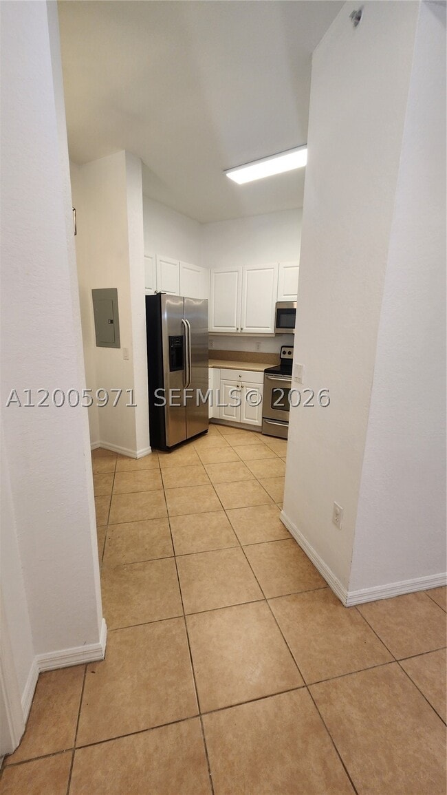 Photo - 3600 Oaks Clubhouse Dr Unit 206