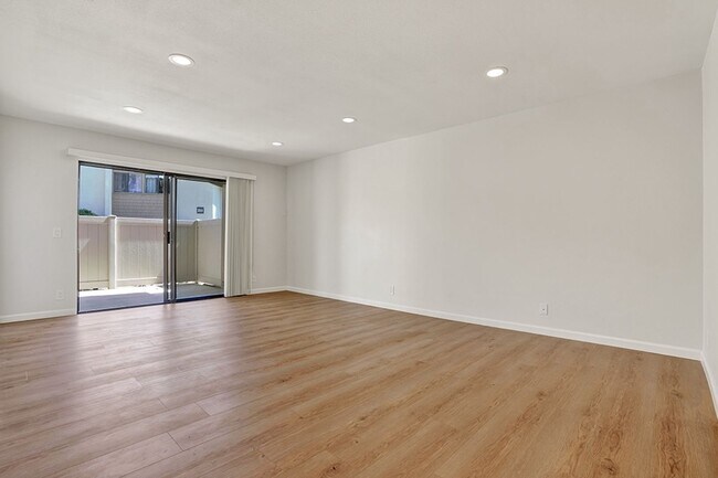 Photo - Huntington Landmark Senior Living Two Bedr...