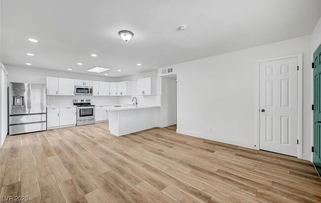 Photo - 6520 Evergreen Ave