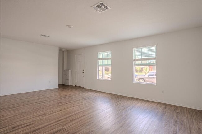 Photo - 14005 Mussel Rn