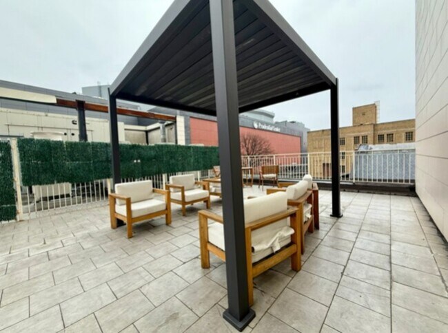 Photo - Open & Airy Luxury Studios Unit 309