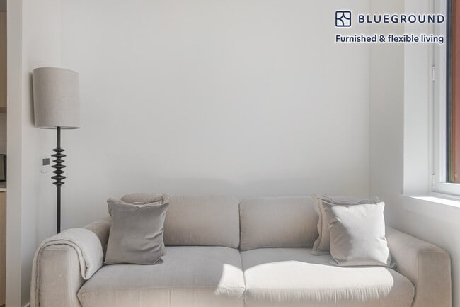 Photo - 266 W 96th St Apartamento Unidad FL12-ID2030