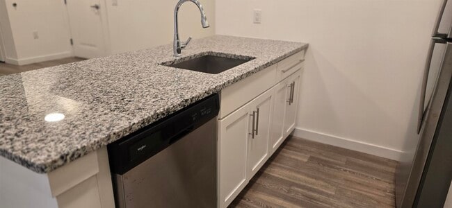 Photo - 61 Virginia Ave Unit 103