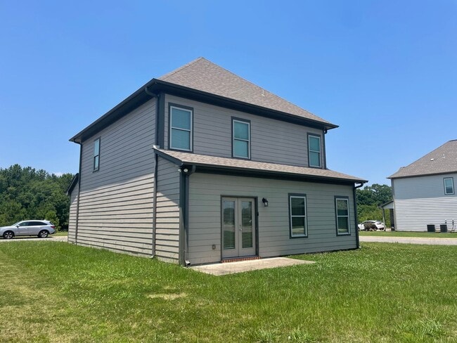 Photo - 4x2.5 For Rent