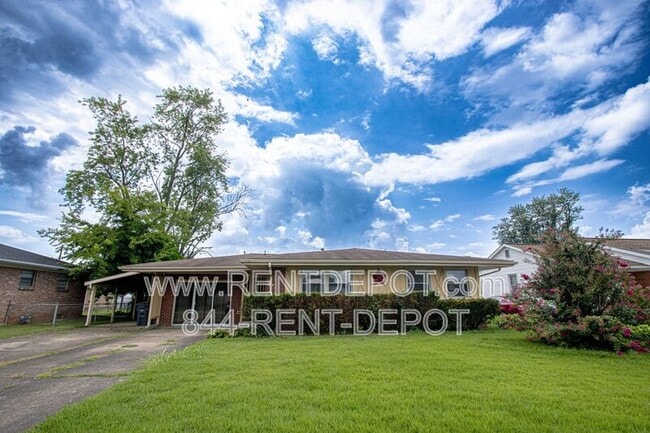 Building Photo - 3701 Sweetser Ave Rental