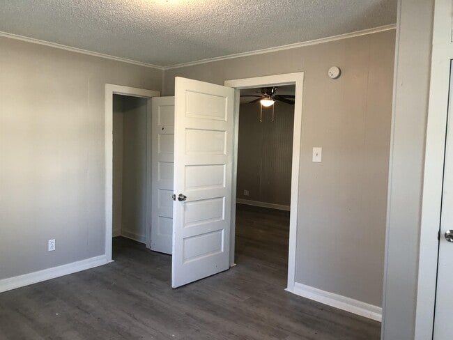 Photo - 500 E Heron St