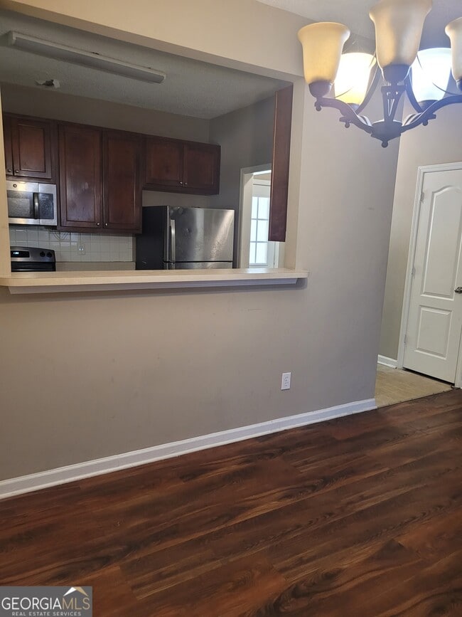 Photo - 8576 Thomas Rd