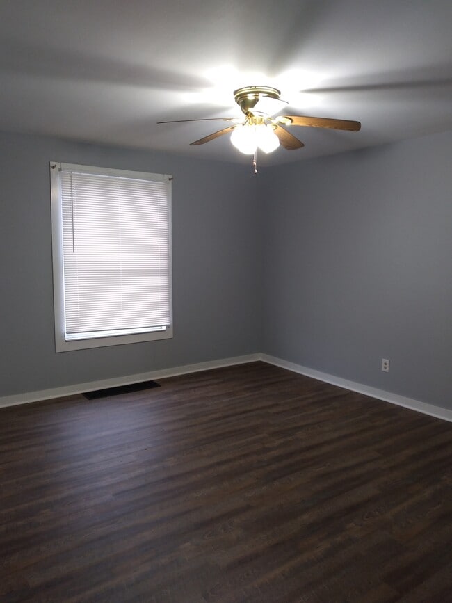 Photo - 16 N 11th St