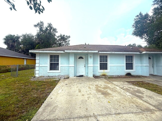 Building Photo - 3120 Economy St Unit B Rental