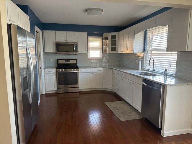 Photo - Multi Family Home 3 Bedroom and 2 Bath