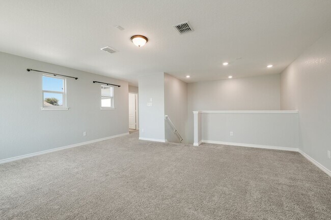 Photo - 118 Kyle Cove