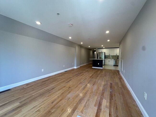 Photo - 4103 Palisade Ave Unit 1