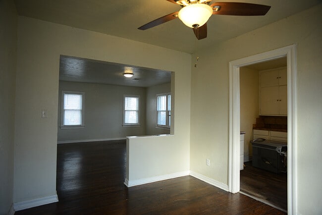 Photo - 3612 W Park Pl