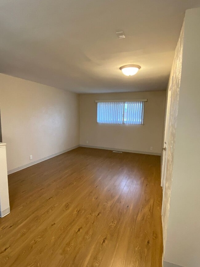 Photo - 405 E Southridge Rd Unit 01