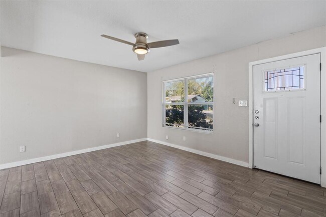 Photo - 4707 Little Hill Cir