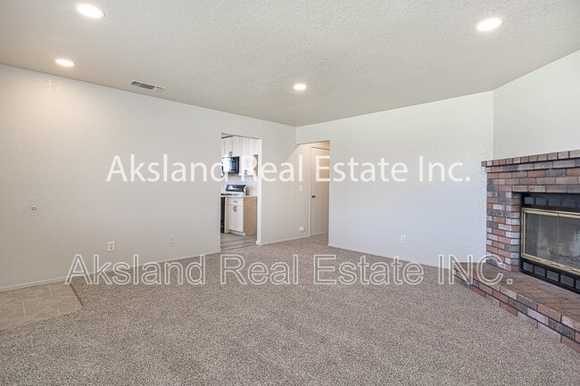 Photo - 354 Blossom Dr