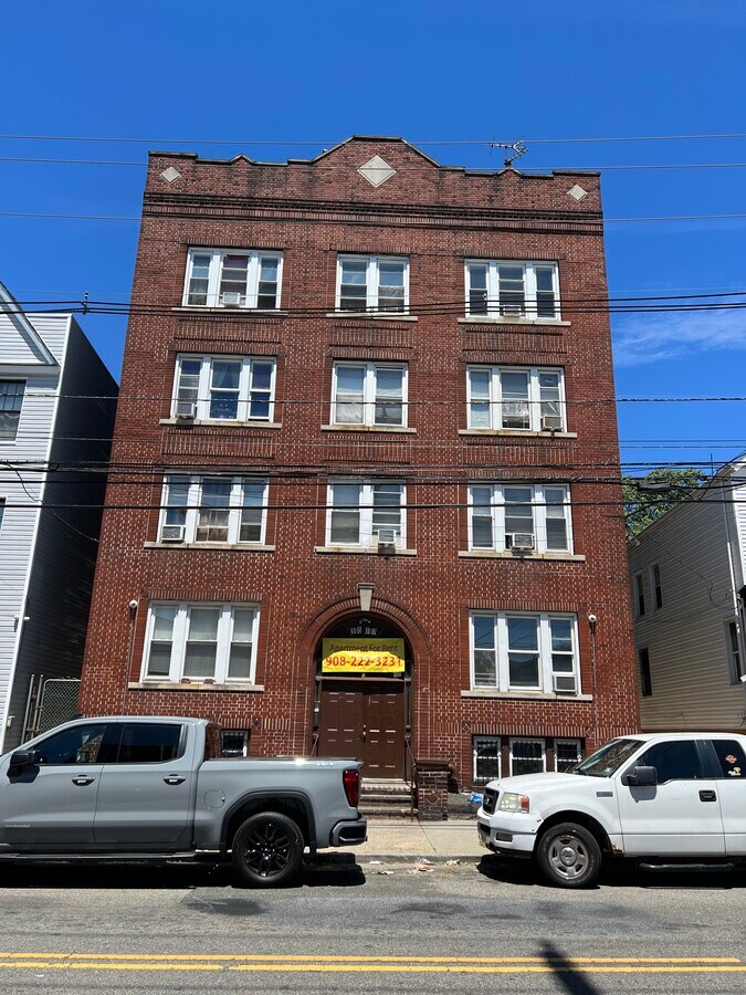 Photo - 185 Garfield Ave Apartments