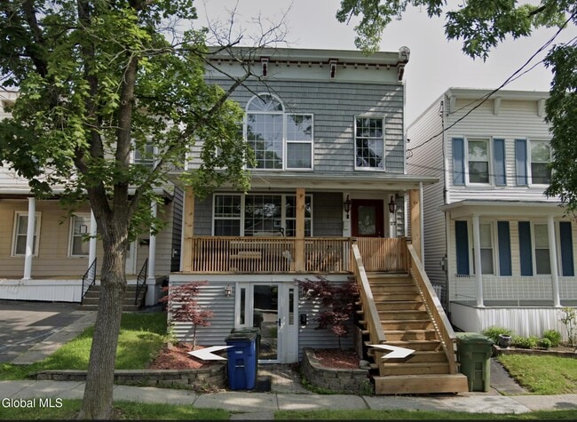 Building Photo - 27 McElwain Ave