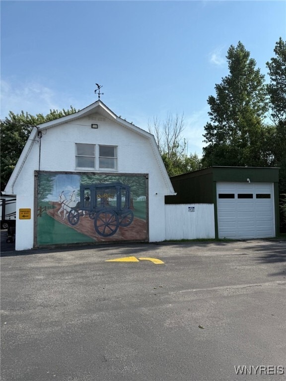 Photo - 2436 Niagara Rd