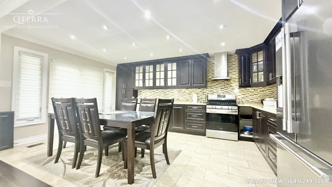 Photo - 33 Hall Cres