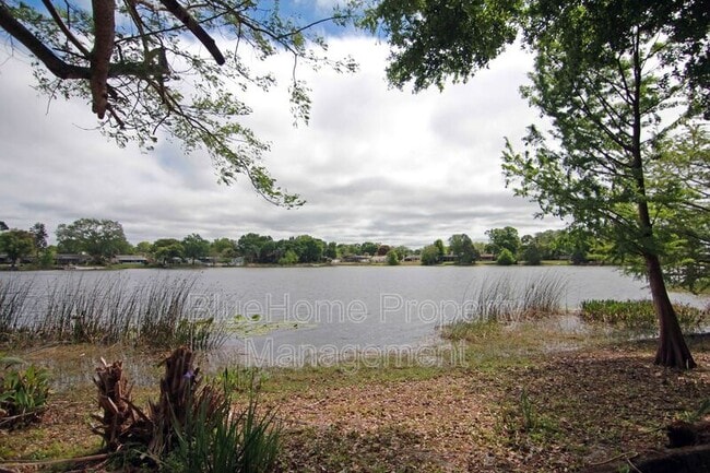 Photo - 1433 Cardinal Rd