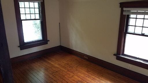 Building Photo - 3 bedroom 1 bath single family home in nor... Unit 1