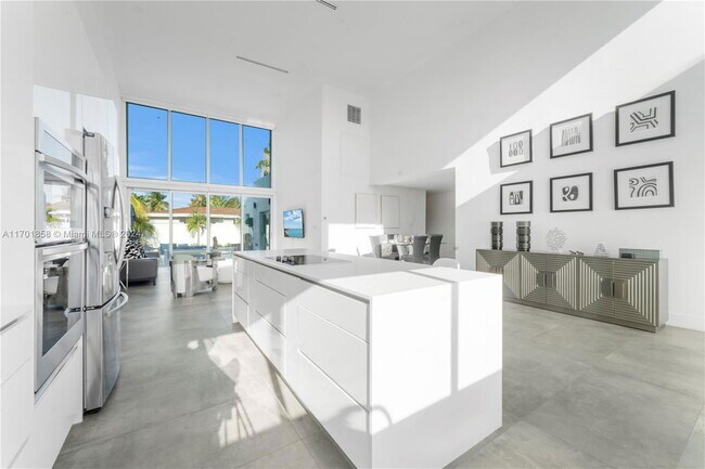 Photo - 7525 Buccaneer Ave