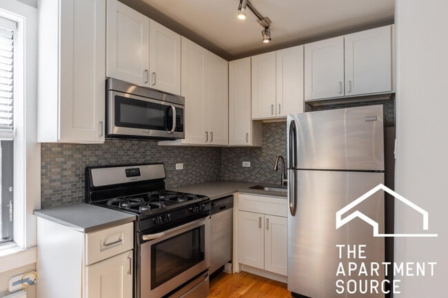 Building Photo - 2420 N Kedzie Blvd Unit 201