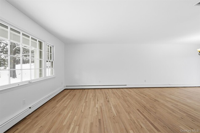 Photo - 1618 Morningview Dr