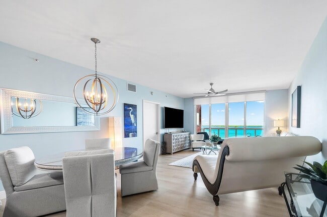 Photo - 2650 Lake Shore Dr Unit 1202