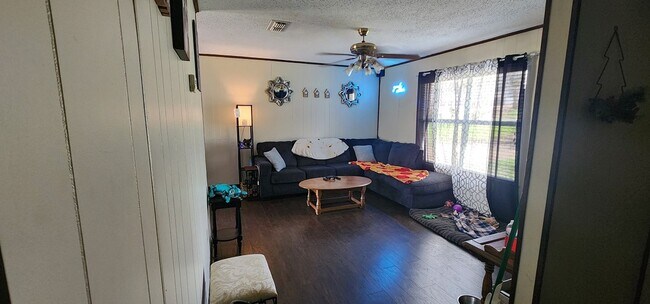 Photo - Cute Two Bedroom Home!