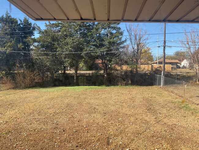 Photo - 2305 Doris Ave