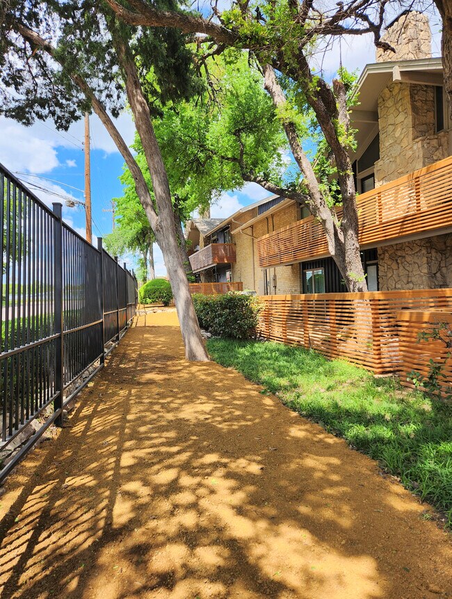 Forma At The Park Apartments Dallas, TX