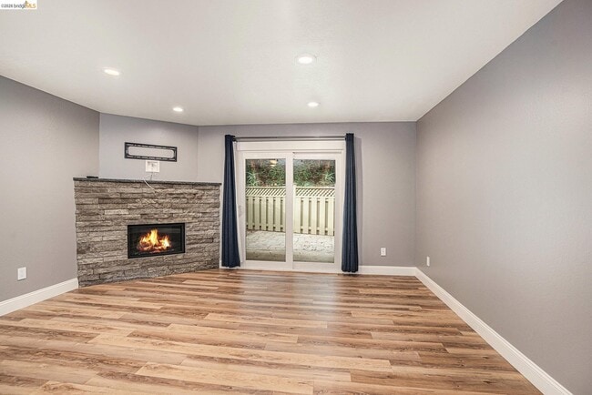 Photo - 358 Eastgate Ln