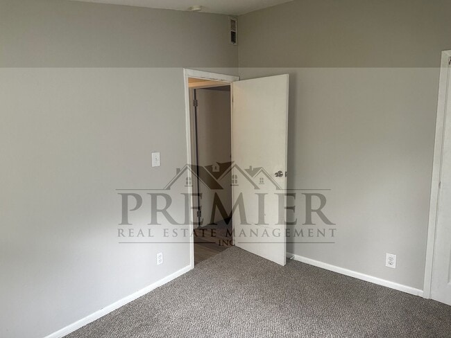 Photo - 505 N Geronimo Dr