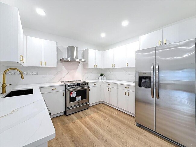 Photo - 3521 SW 58th Ct