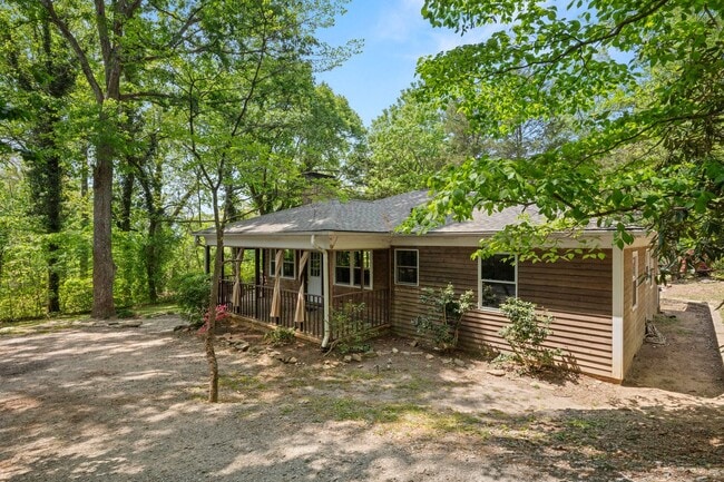 Photo - Royal Pines Cottage